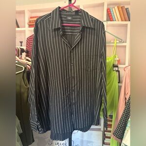 Haggar Black and White Striped Men's Shirt
